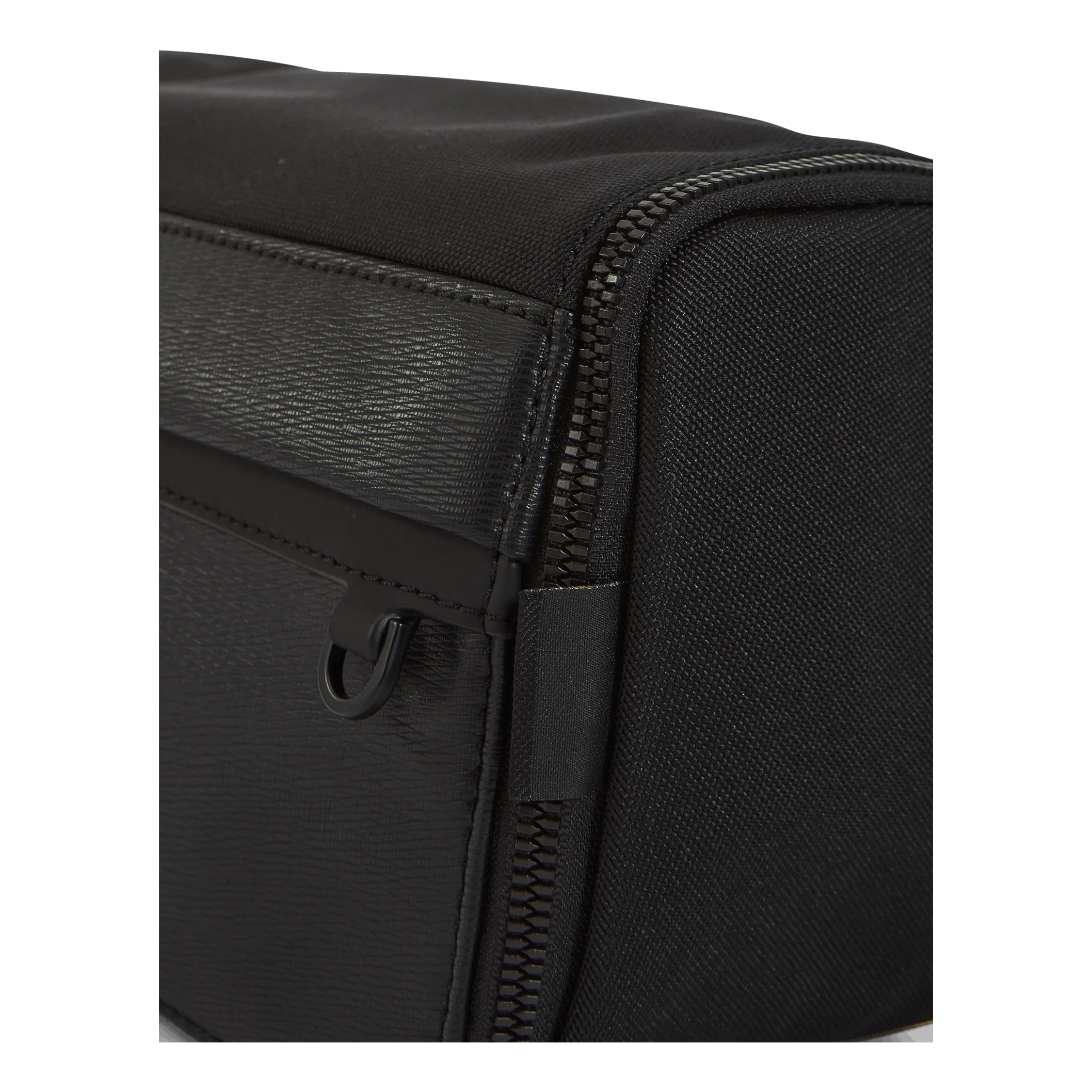 Calvin Klein Ck Remote Washbag - Image 11