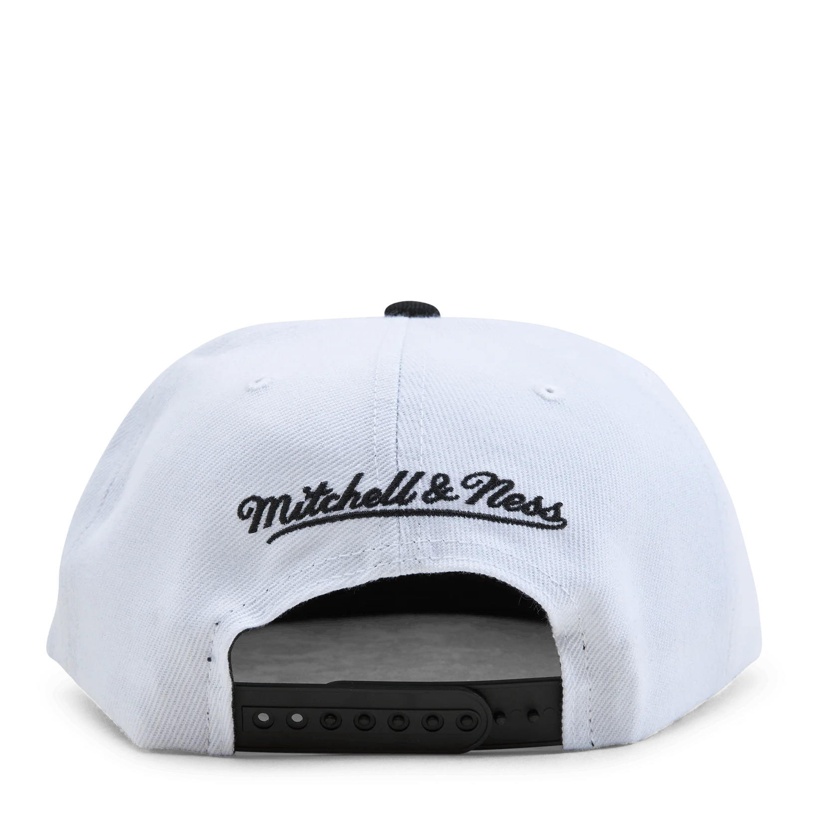 Bulls Cement Top Snapback - Image 3