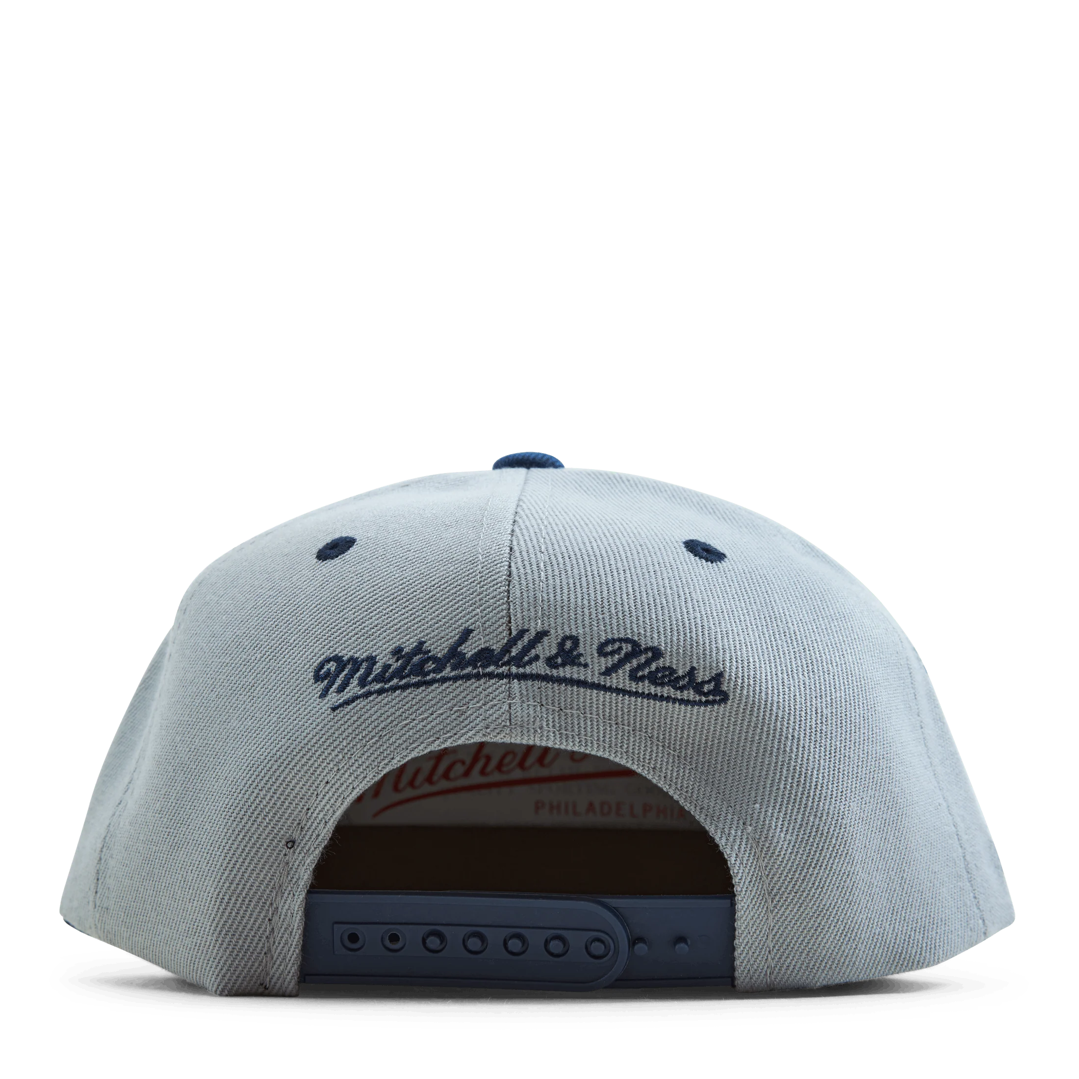 Bulls The District Snapback - Image 3